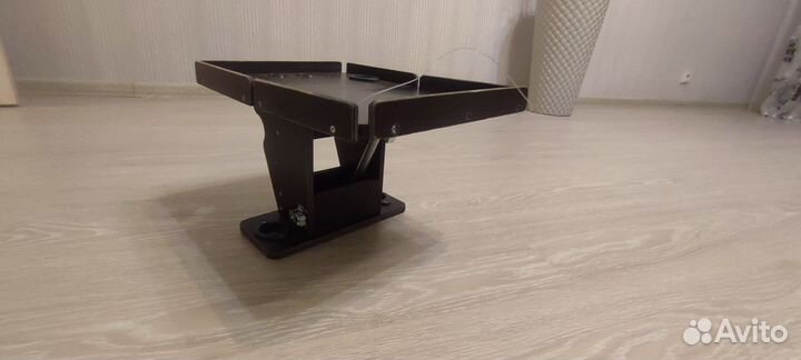 Столик для эхолота