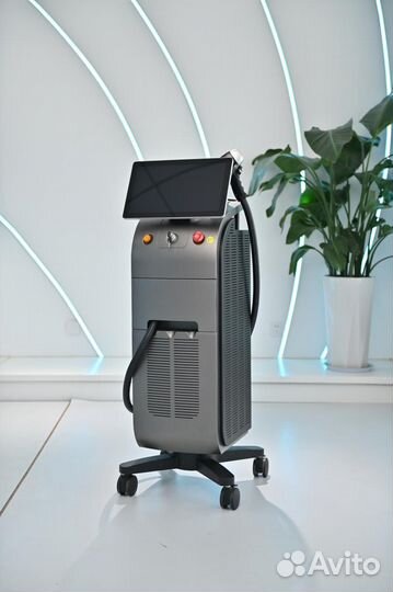 Диодный лазер для эпиляции titanium 1600W USA