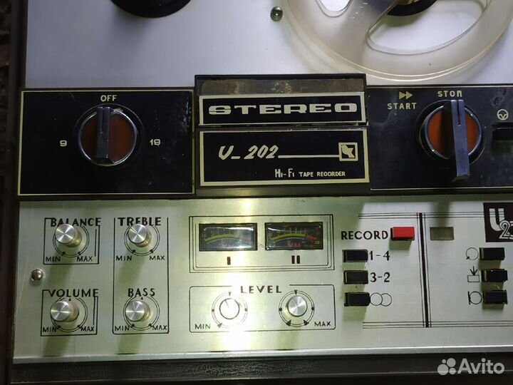 Катушечный магнитофон