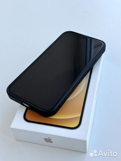 iPhone 12, 64 ГБ