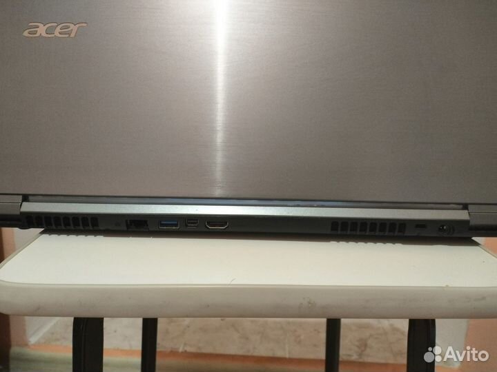 Ноутбук Acer Aspire V5-552G