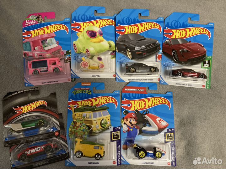 Hot wheels разные