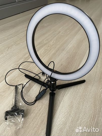 Кольцевая лампа