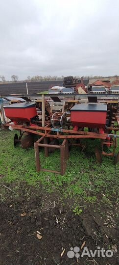 Картофелесажалка