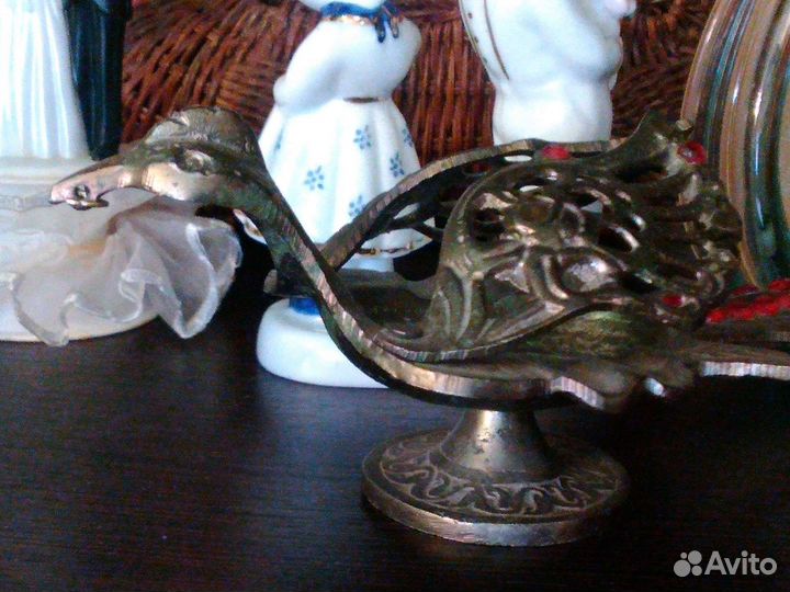 Старинный бронзовый подсвечник