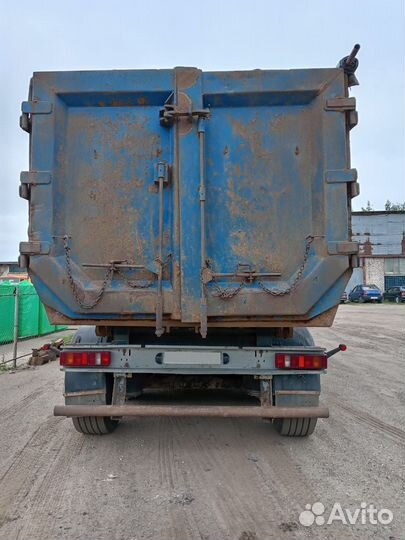 Volvo VN, 2003