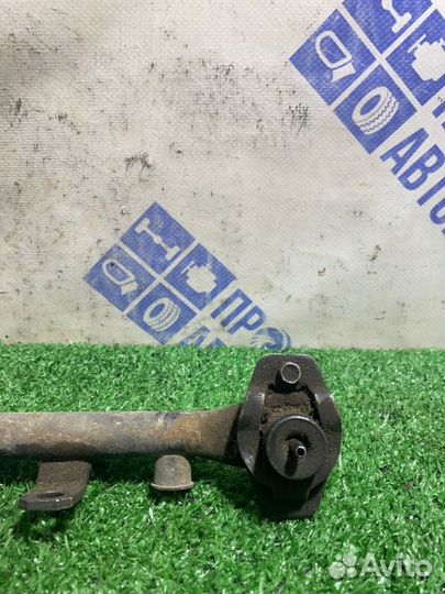 Топливная рампа Daewoo Nexia седан 1.5 A15MF 2006