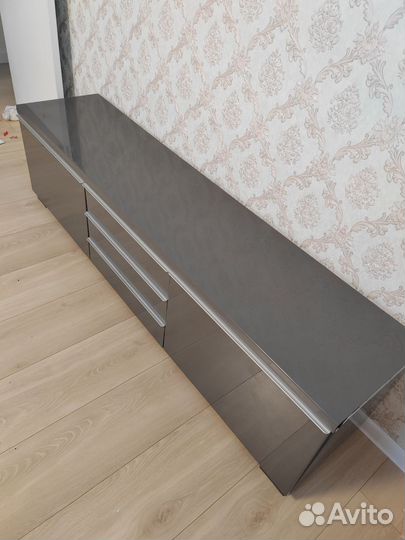 Тумба под телевизор