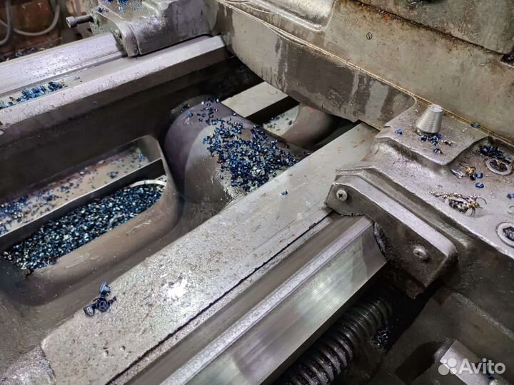 Токарно винторезный станок 1М63