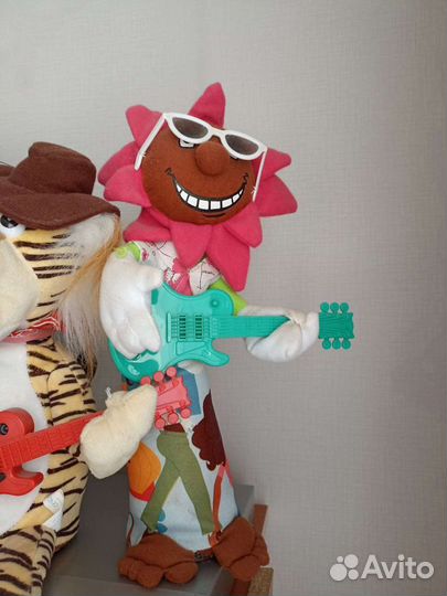 Поющие игрушки