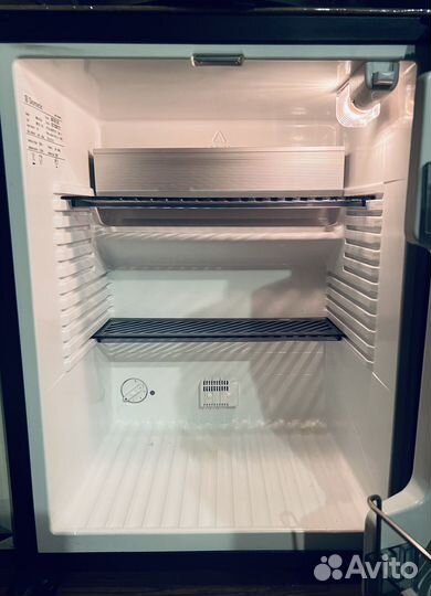 Мини Б а р - D O M E T I C