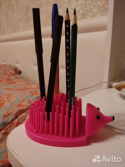 Держалка для ручек