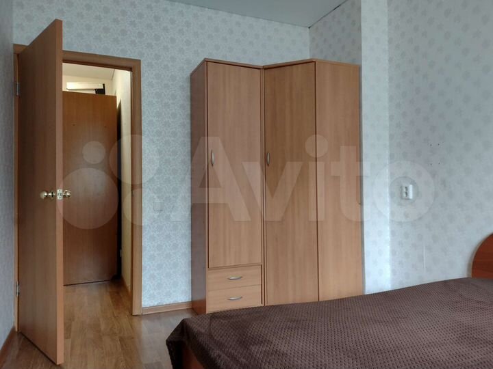 2-к. квартира, 42 м², 1/16 эт.
