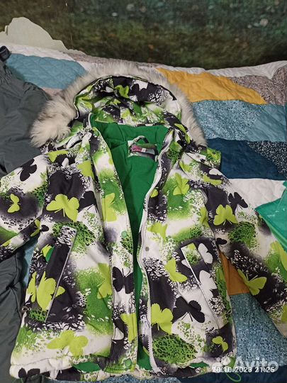 Зимний комбинезон для девочки