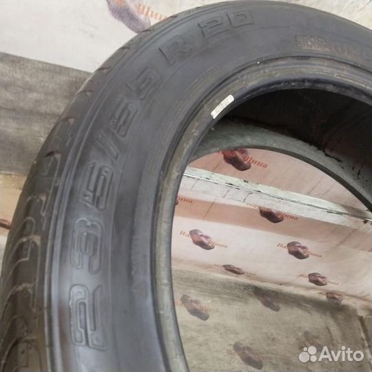 Continental CrossContact UHP E 235/55 R20