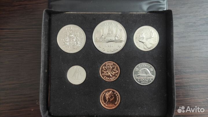Официальный годовой набор монет Канады 1980