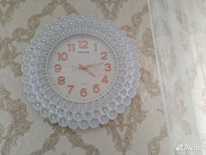 Часы настенные