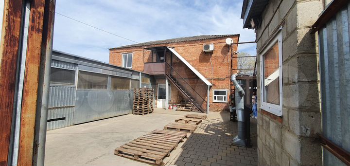 Свободного назначения, 2700 м²