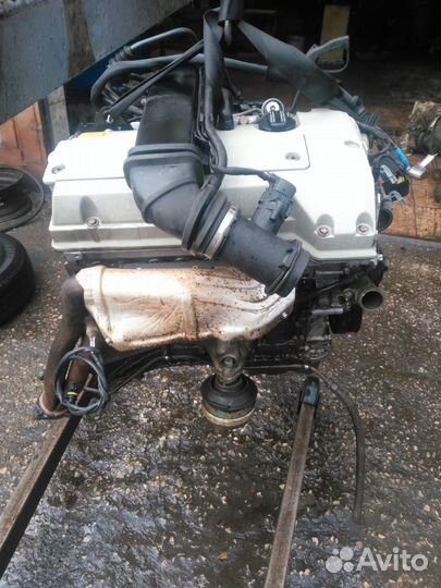 Двигатель 1.8 л бензин Мерседес Mersedes 111.921