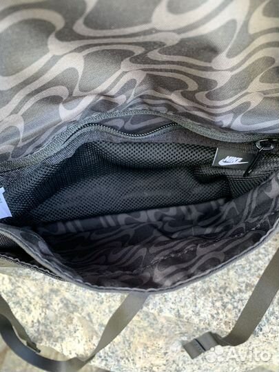 Сумка nike унисекс через плечо, черная