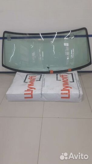 Лобовое стекло Nissan Patrol Y61, 5D (97- 2004)