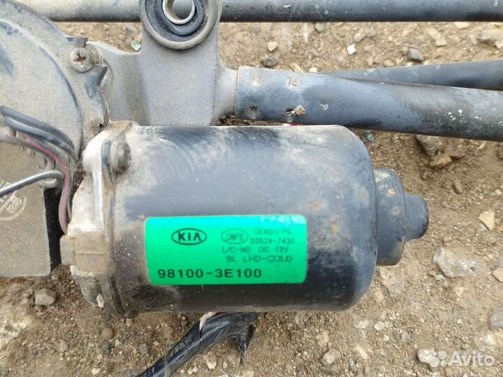 Трапеция дворников KIA sorento 2005г. 2.5 aт