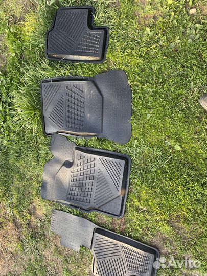 Автомобильные коврики kalina/granta