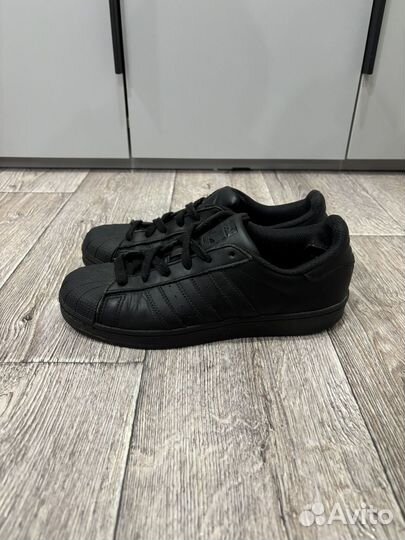 Кроссовки adidas superstar черные