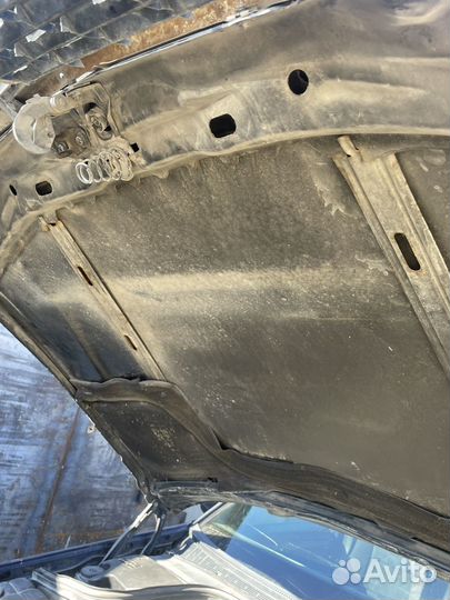 Капот mercedes w202