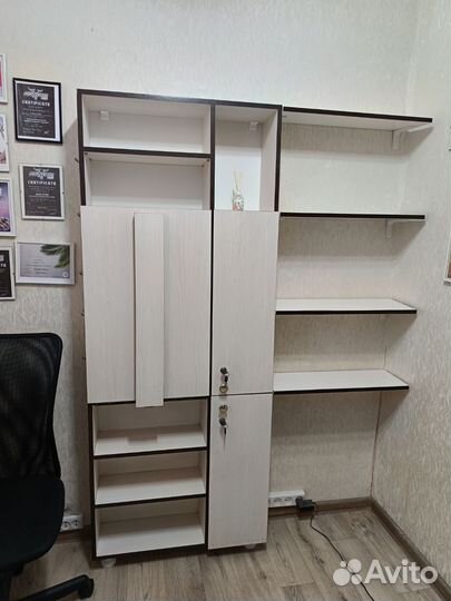 Стол для маникюра бу