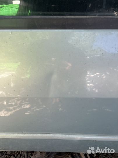 Передняя левая дверь Renault Логан лада ларгус