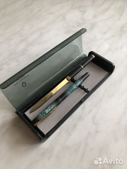 Ручка Vens (перо-золото)