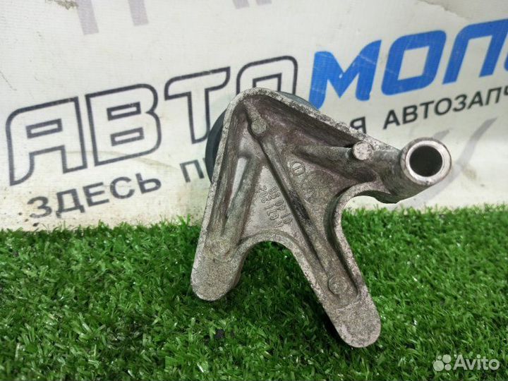 Кронштейн ролика-натяжителя руч. ремня Ssangyong