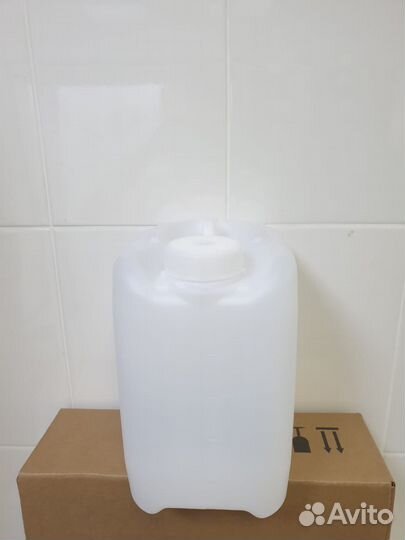 Канистра пластиковая 5 литров
