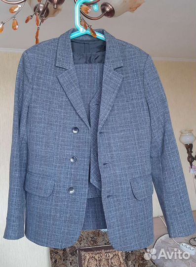 Школьный костюм для мальчика серый 140