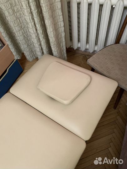 Массажный стол