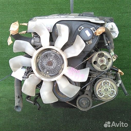 Двигатель в сборе двс nissan laurel C35 rb20de 199