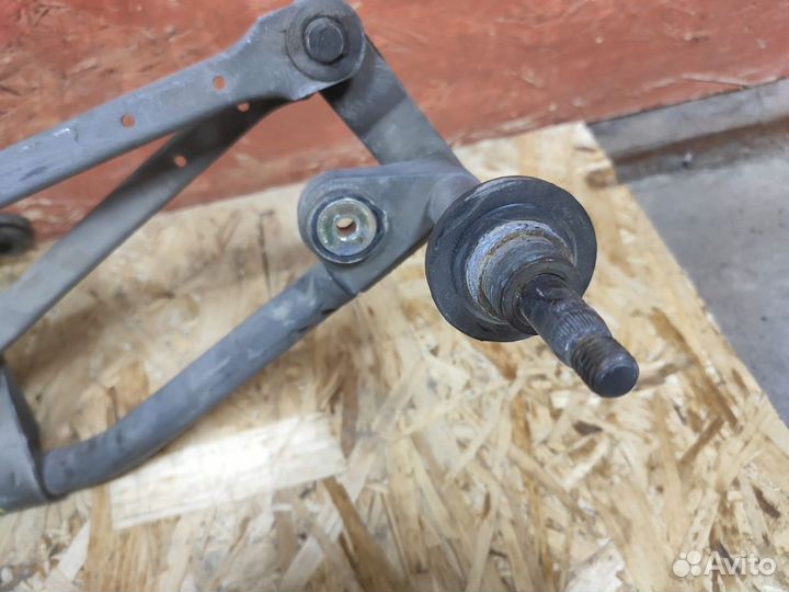 Трапеция стеклоочистителя Mercedes w638 Vito