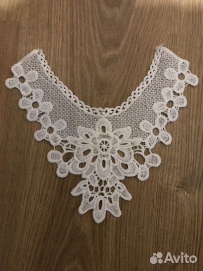 Кружевной воротник