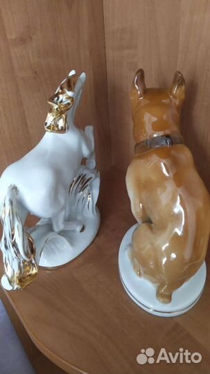 Статуэтки конь златогривый и собака боксер,50-60г