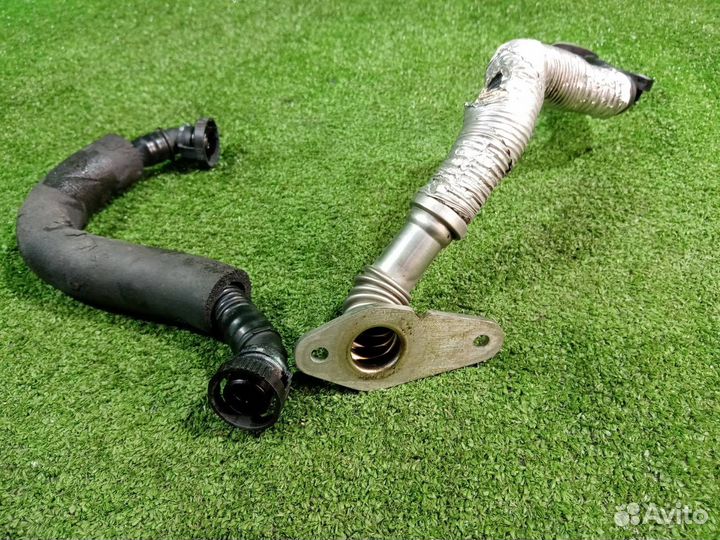 Трубка картерных газов Audi A4 B8 cdnc (2.0) 2009