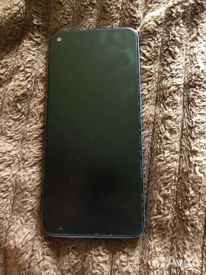 Телефон realme 8i