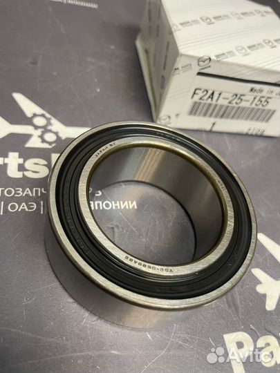 Подшипник правого привода F2A125155 Mazda