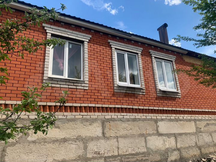 Дом 247 м² на участке 5,5 сот.