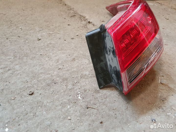 Фонарь правый Оптима Optima