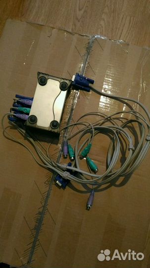 Коммутатор квм aten CS82A