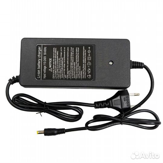 Зарядка для электросамоката 42V1.5A DC