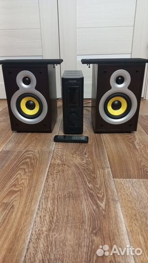 Акустические колонки microlab PRO 1