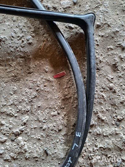 Уплотнитель двери Chevrolet Lacetti