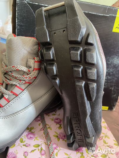 Лыжные ботинки marax